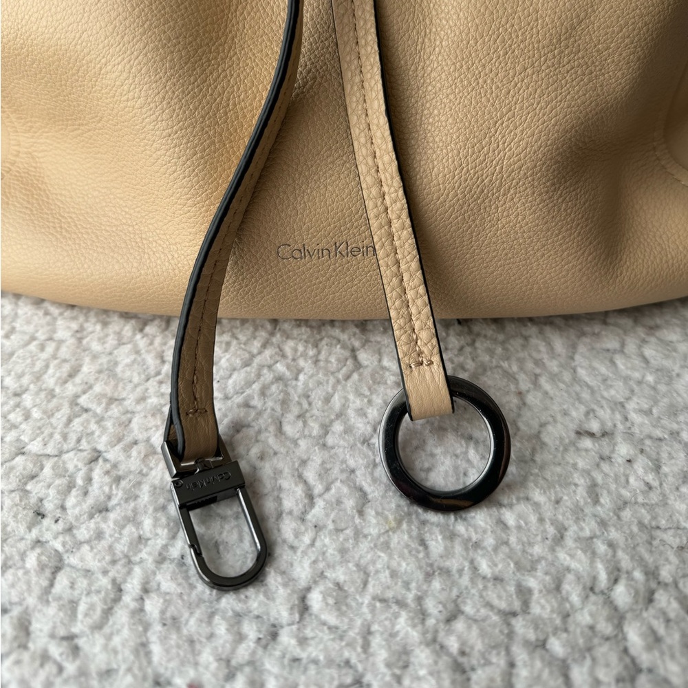 Calvin Klein Rudy Nude Pebble Leather Bucket Tote - Picture 3 of 11